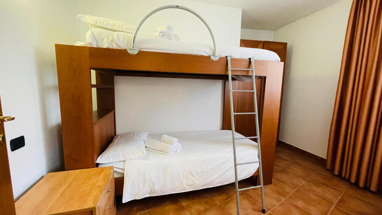 Appartamento Smith Roero - Affitti Brevi Italia Bardonecchia Exteriör bild