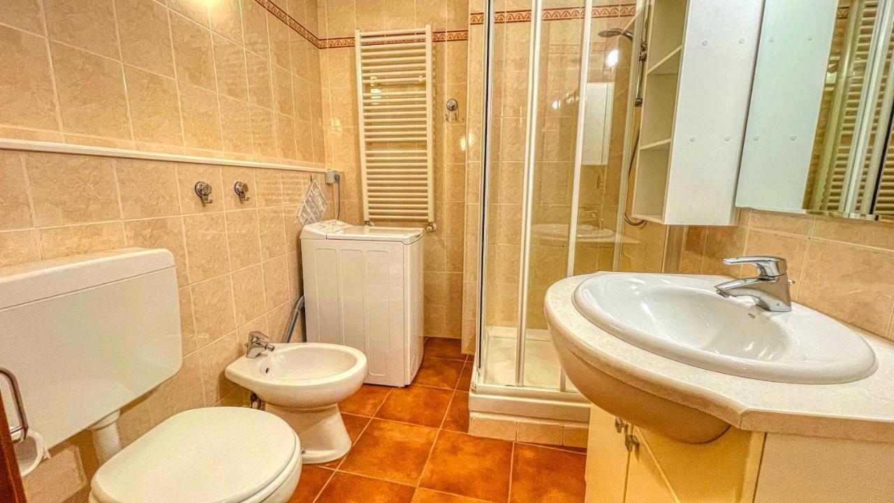 Appartamento Smith Roero - Affitti Brevi Italia Bardonecchia Exteriör bild