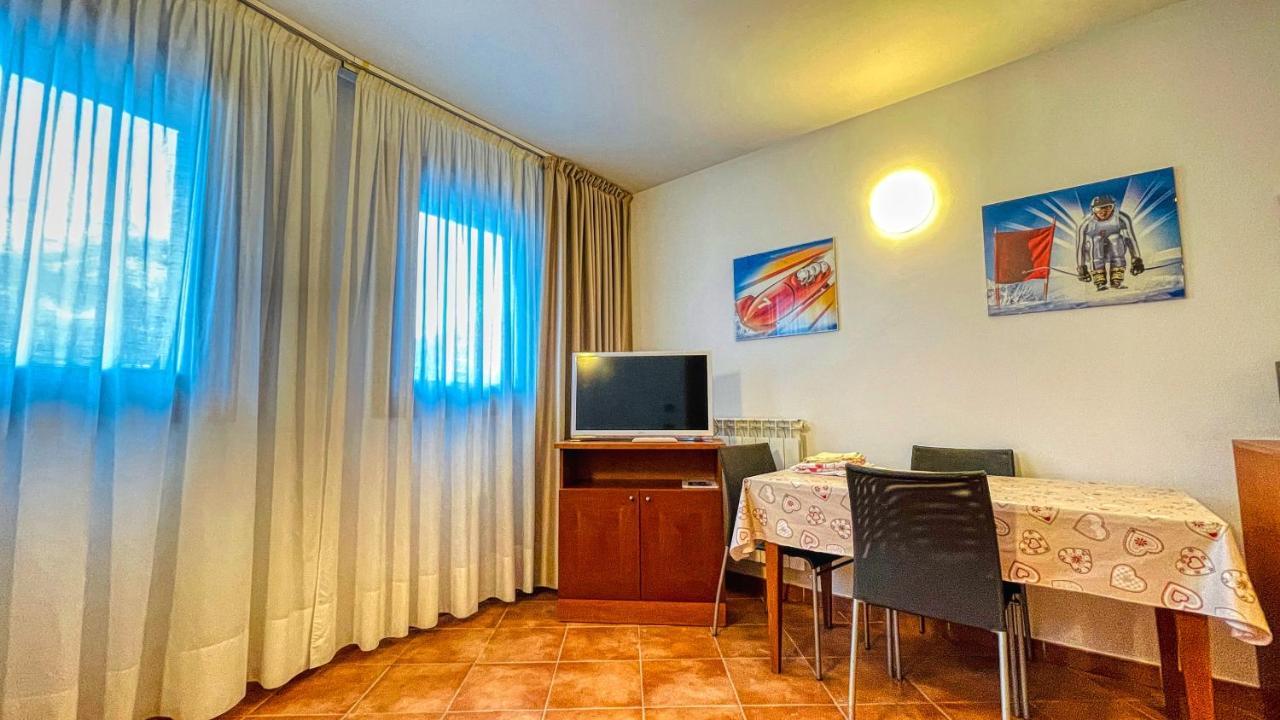 Appartamento Smith Roero - Affitti Brevi Italia Bardonecchia Exteriör bild
