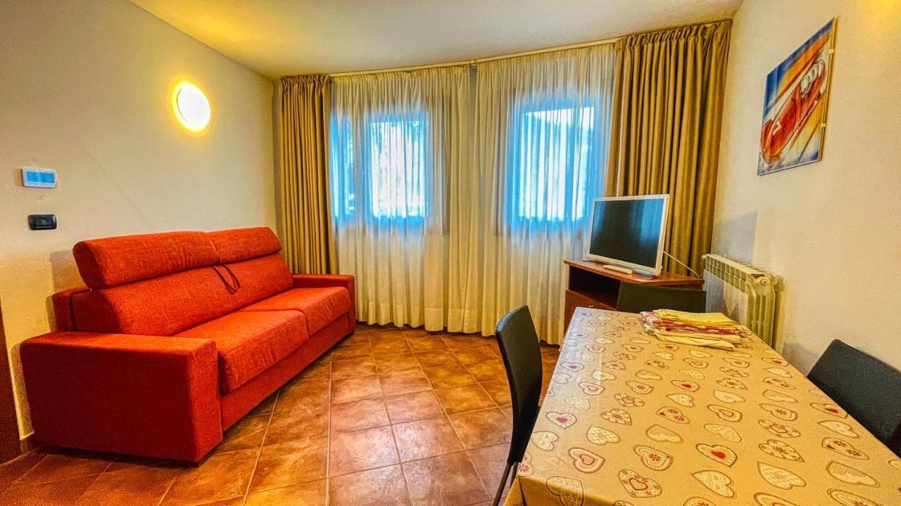 Appartamento Smith Roero - Affitti Brevi Italia Bardonecchia Exteriör bild